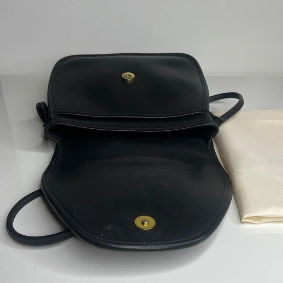 Coach Lindsay Black Leather Crossbody Bag - Picture 8 of 12